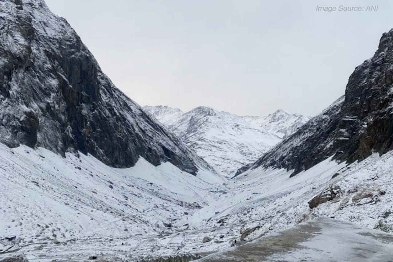 First snowfall of the season was witnessed in Kupwara region of Kashmir
