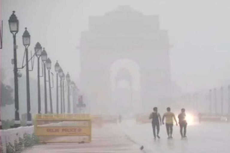 Delhi chilled due to snowfall on mountains