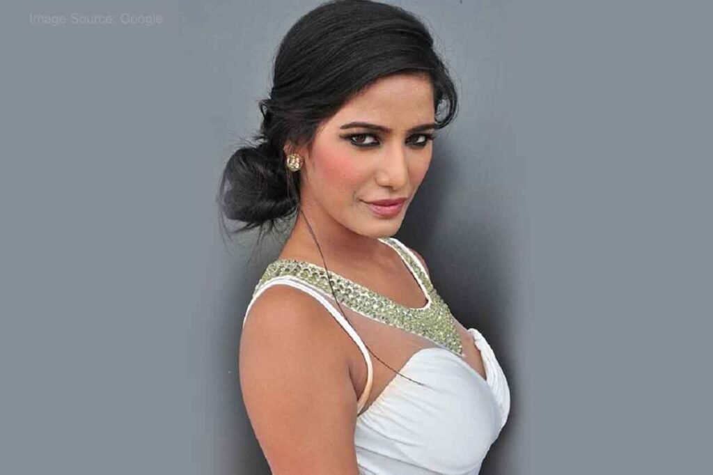 Poonam pandey