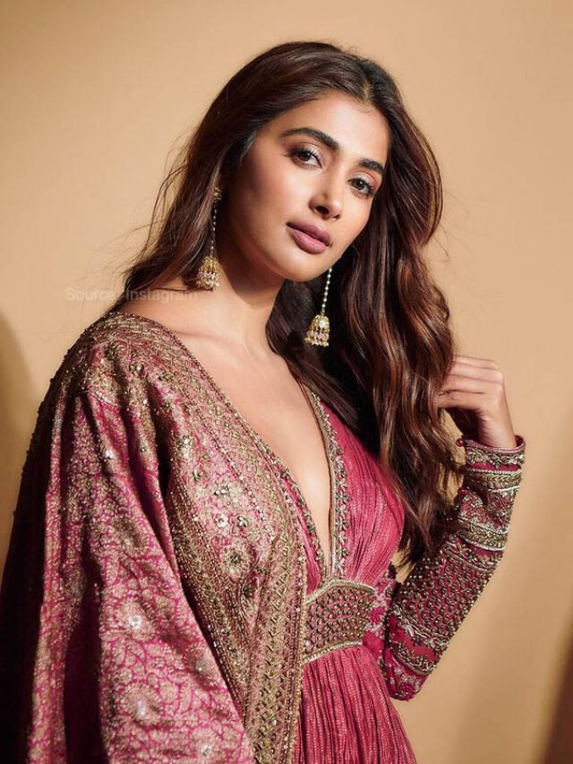 South Actress Pooja Hegde looks ultimate in Peach Color Outfit