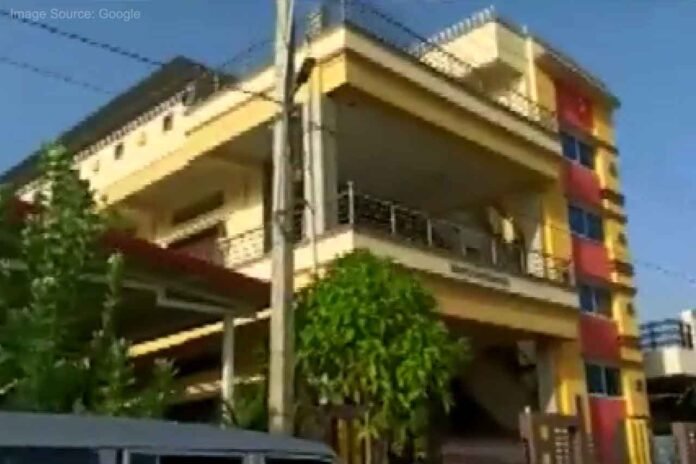 KIADB officer Narasimha Murthy's house raided by Lokayukta