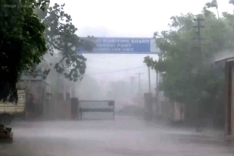 Cyclone 'Biparjoy' moves towards Rajasthan