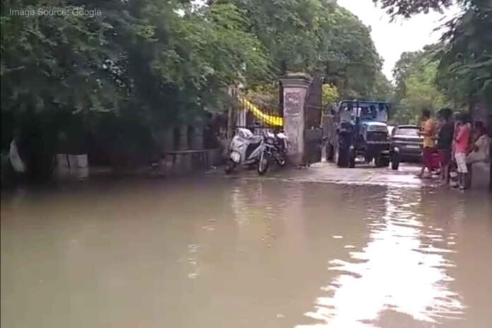 Rain wreaks havoc in Uttar Pradesh