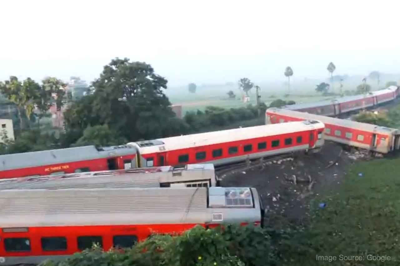 Train accident in Buxar district of Bihar, compensation of Rs 4 lakh announced to the families of the deceased
