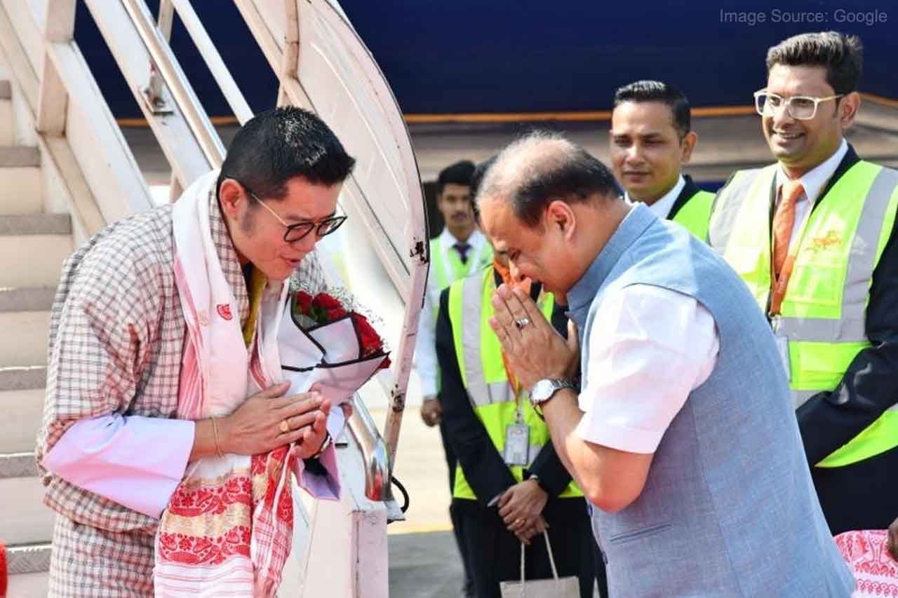 Himanta Biswa Sarma welcomed the King of Bhutan on his visit to India, will meet PM Modi