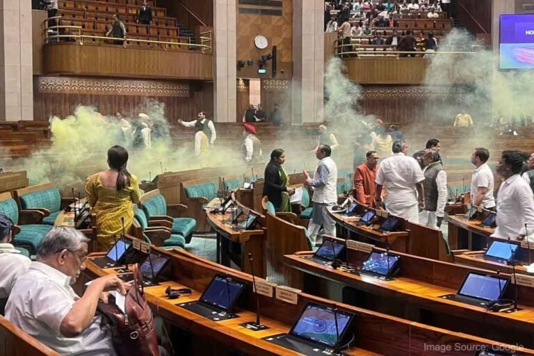 Major lapse in security of Parliament House