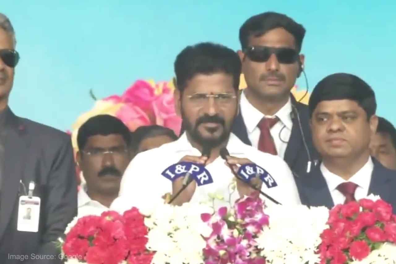 Revanth Reddy took oath as CM, other 11 MLAs also took oath as ministers