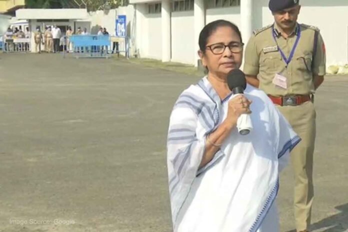 CM Mamata Banerjee met with a car accident