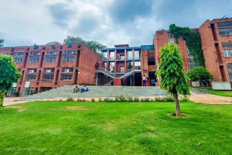 Delhi University Ram Lal Anand College receives bomb threat call