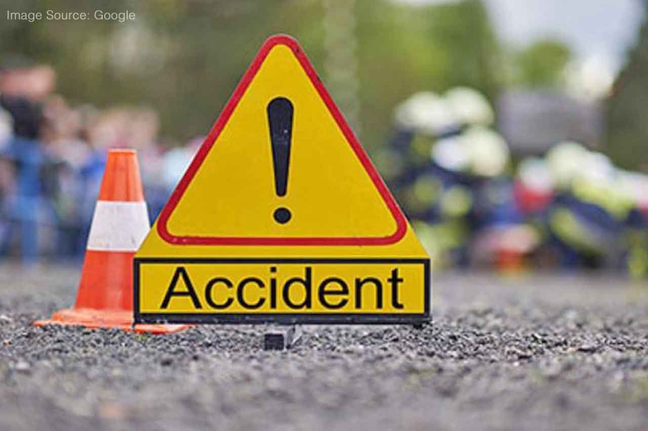 Churu Road Accident: Five Killed, Two Injured in SUV-Truck Crash on Mega Highway